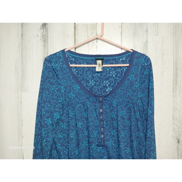 Free People Size Medium Blue Floral Long Sleeve Henley - Picture 3 of 7